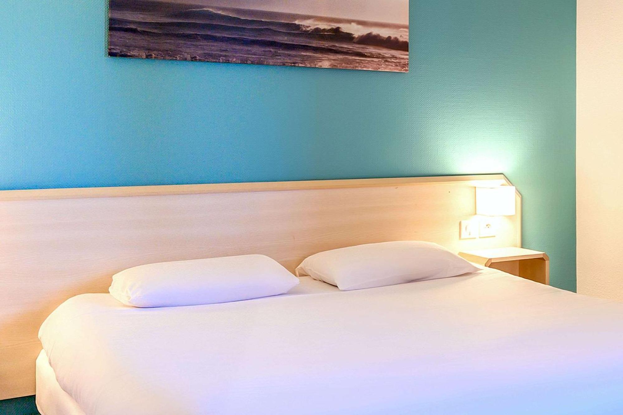 Comfort Hotel Orleans Саран Экстерьер фото